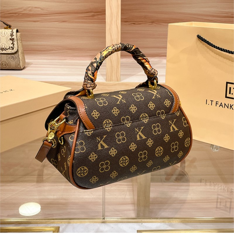 Brand women's handbag 2025 aut – обзор и цена Interior Design High End
